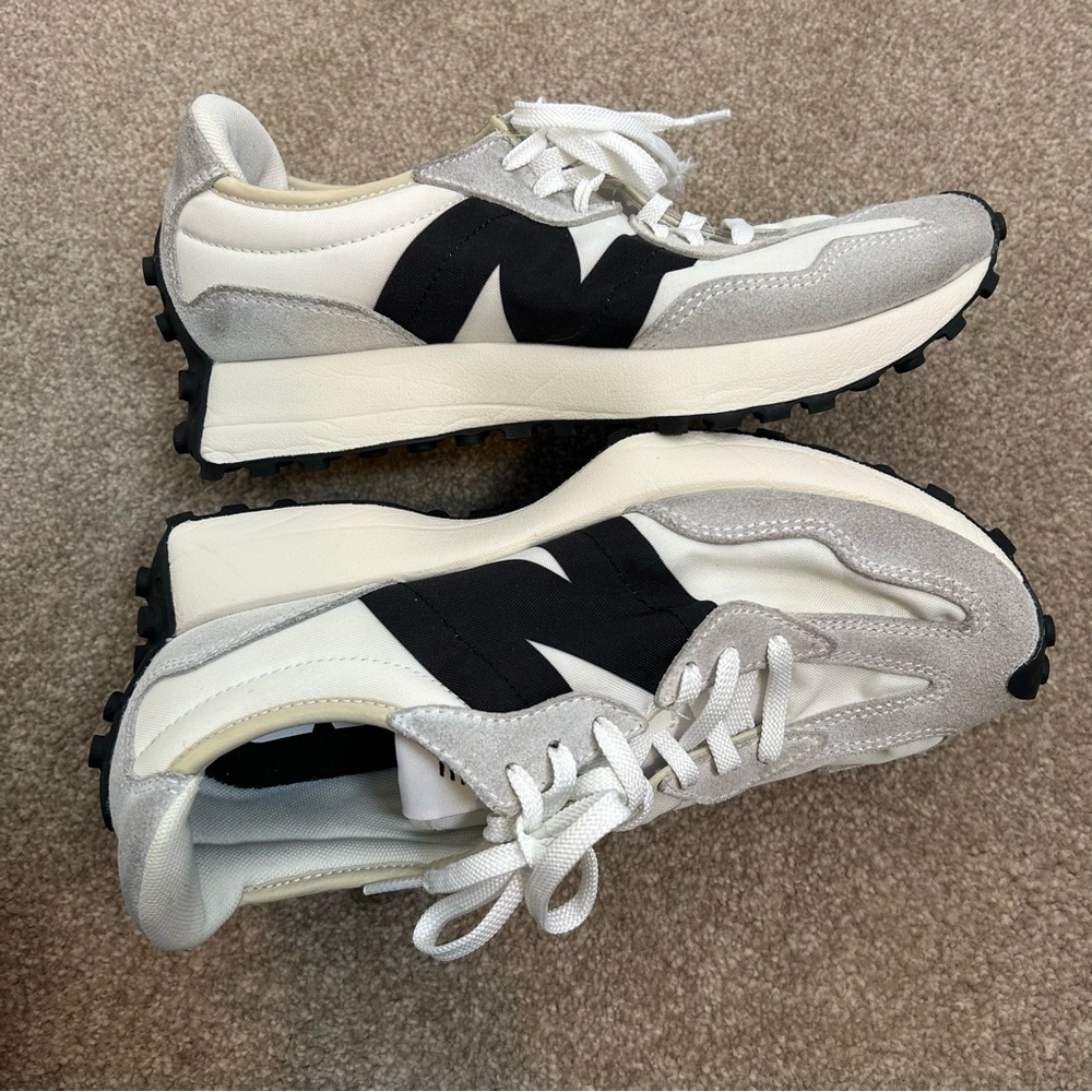 New Balance 327 women’s size 8 - Picture 9 of 13